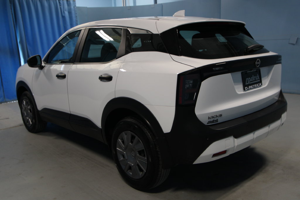 Used 2025 Nissan Kicks S FWD image 25