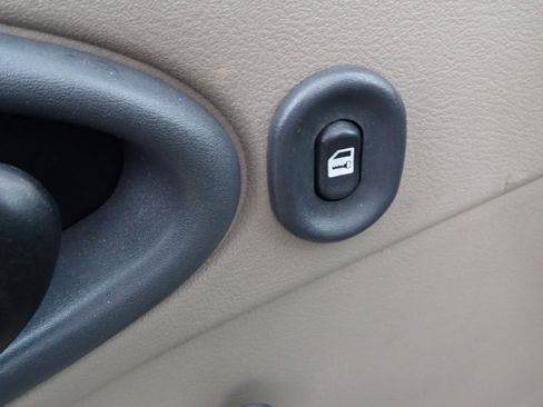 Used 1998 Chevrolet Cavalier Sedan w/ Preferred Equipment Group 1 image 38