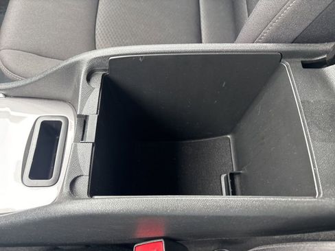 Used 2024 Chevrolet Malibu LT image 30