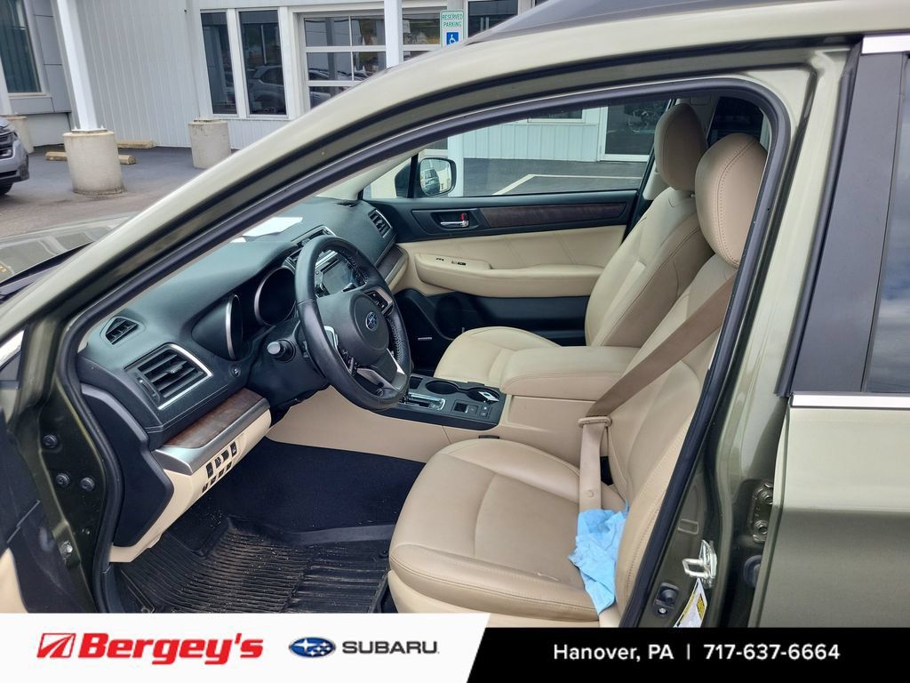 Used 2018 Subaru Outback 3.6R Limited AWD/4WD image 8