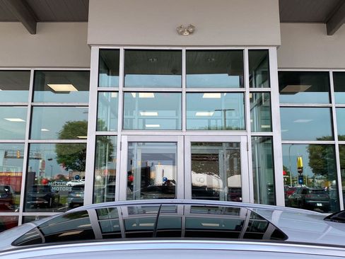 Used 2026 Nissan Kicks SV w/ SV Premium Package AWD/4WD image 17