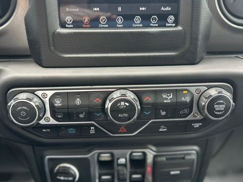 Used 2023 Jeep Wrangler Unlimited w/ Cold Weather Group AWD/4WD image 21