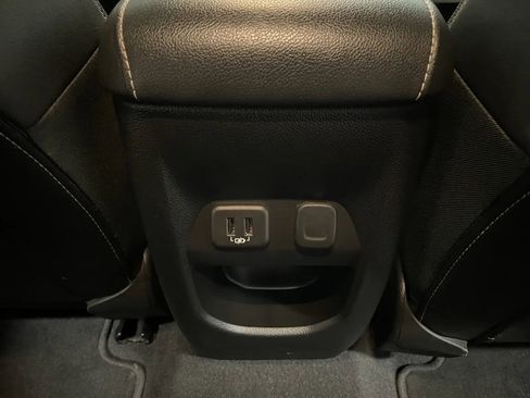 Used 2019 GMC Canyon Denali image 32