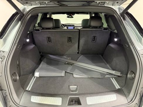 Certified 2025 Cadillac XT5 Premium Luxury AWD/4WD image 29