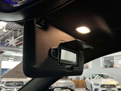 Certified 2024 Mercedes-Benz GLA 250 4MATIC image 33