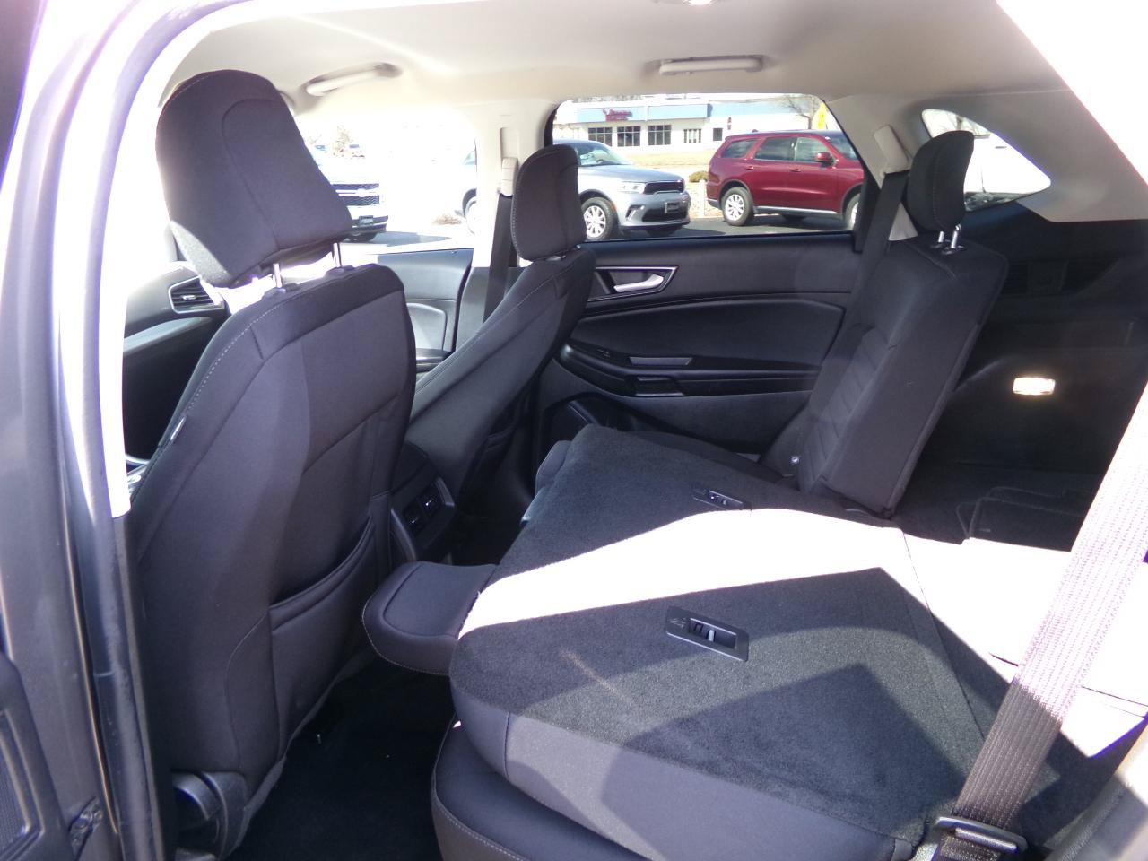 Used 2023 Ford Edge SE AWD/4WD image 30