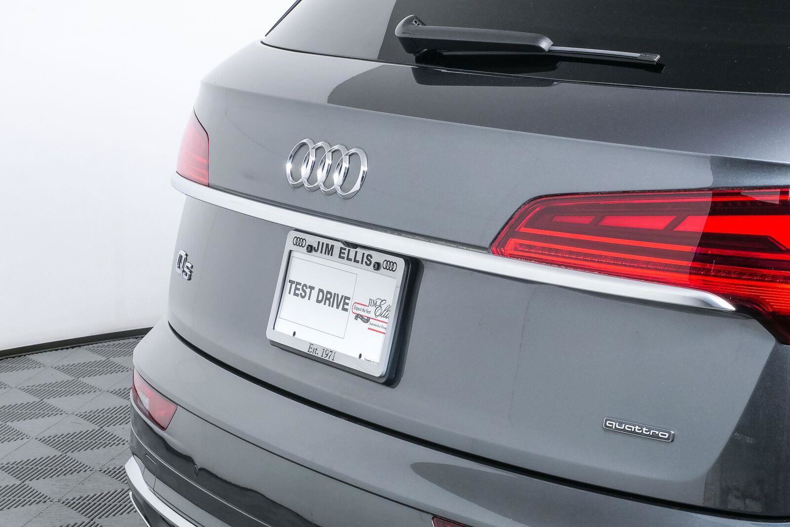 Used 2023 Audi Q5 2.0T Premium Plus AWD/4WD image 36