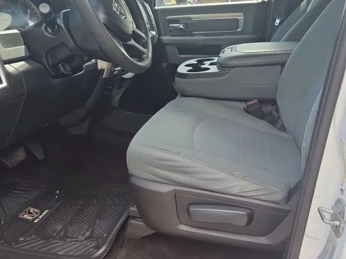 Used 2017 RAM 2500 SLT AWD/4WD image 5