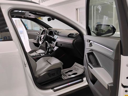 Used 2023 Audi Q3 2.0T Premium Plus w/ Premium Plus Package image 20