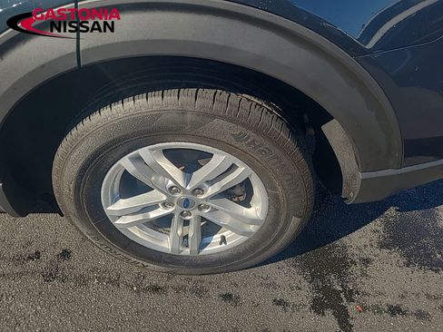 Used 2022 Ford Explorer XLT w/ Equipment Group 202A image 15