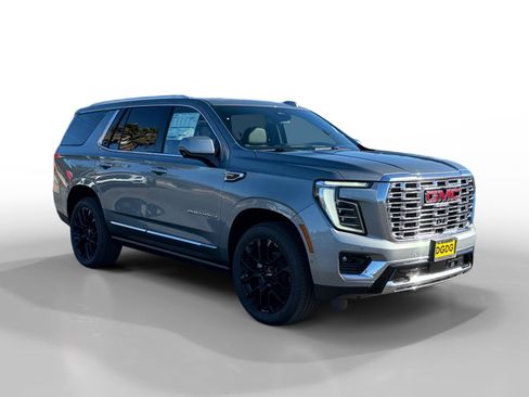 New 2026 GMC Yukon Denali w/ Sun & Power Step Package image 7