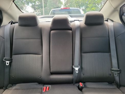 Used 2024 Nissan Altima 2.5 S FWD image 14