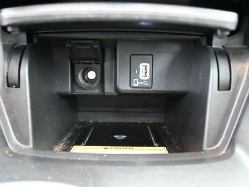 Used 2018 Honda Accord Touring image 12