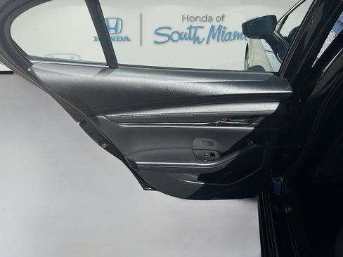 Used 2022 MAZDA MAZDA3 s image 26