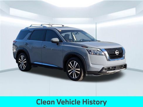Used 2023 Nissan Pathfinder Platinum AWD/4WD image 5