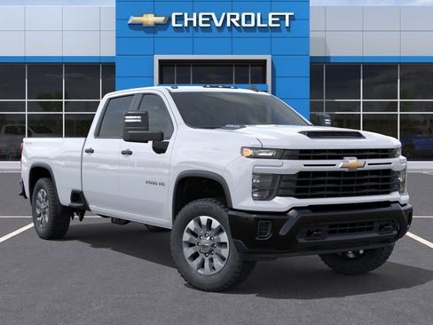 New 2026 Chevrolet Silverado 2500 Custom w/ Custom Convenience Package AWD/4WD image 7