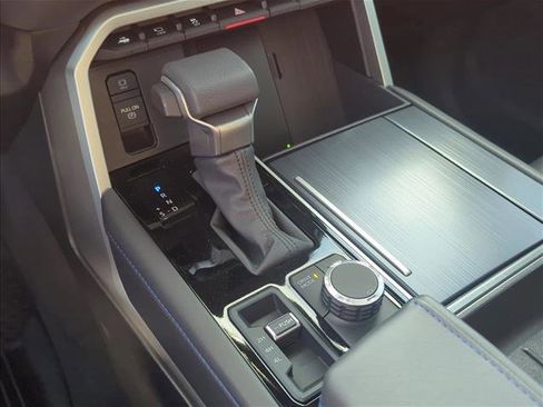 Certified 2025 Toyota Tundra Platinum image 20