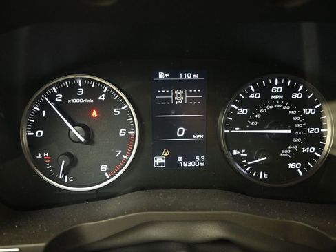 Certified 2024 Subaru Ascent Premium w/ Convenience Package image 31