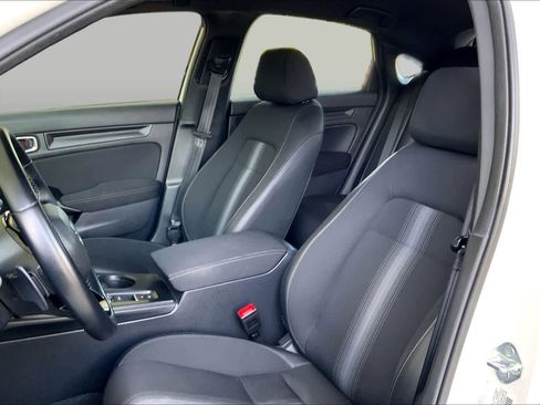 Used 2025 Honda Civic Sport image 8