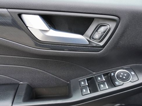 Certified 2024 Ford Escape ST-Line w/ Equipment Group 301A image 9