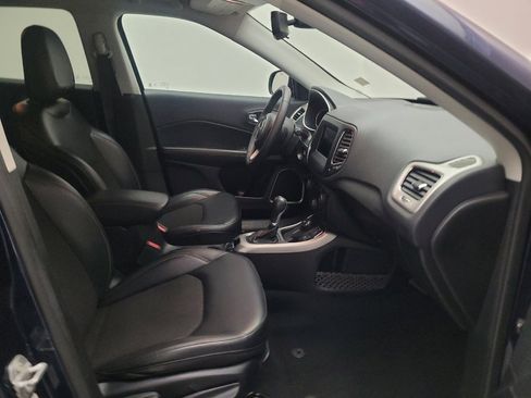 Used 2021 Jeep Compass Latitude AWD/4WD image 21