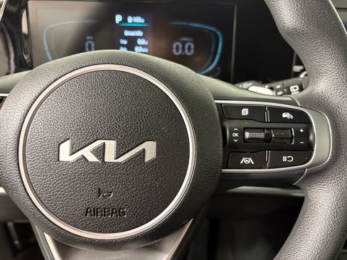Used 2023 Kia Sportage LX AWD/4WD image 21