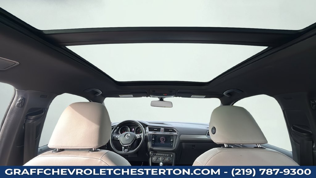 Used 2021 Volkswagen Tiguan SE R-Line FWD image 44