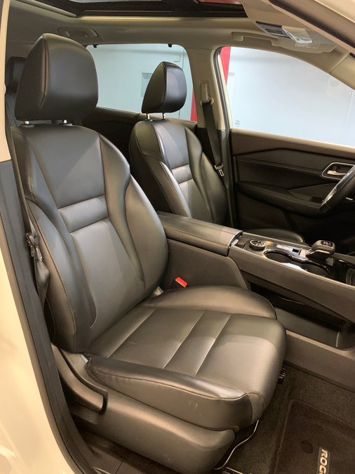 Used 2021 Nissan Rogue SV w/ Premium Package AWD/4WD image 47