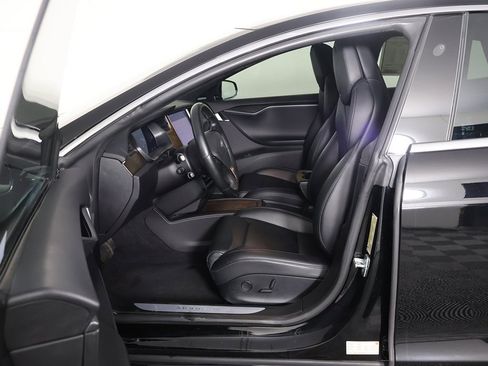 Used 2019 Tesla Model S Long Range image 27