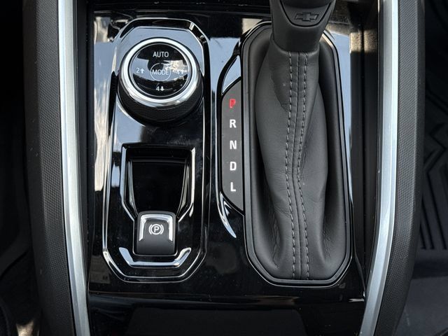 Used 2026 Chevrolet Colorado Trail Boss AWD/4WD image 26