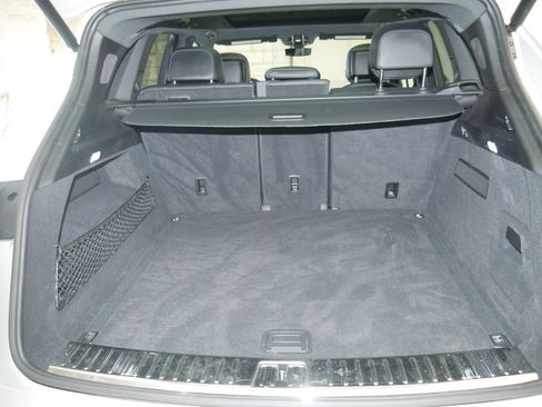 Certified 2023 Porsche Cayenne AWD/4WD image 22