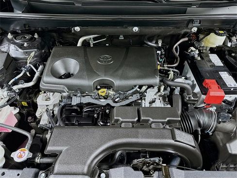 Certified 2021 Toyota RAV4 XLE image 3