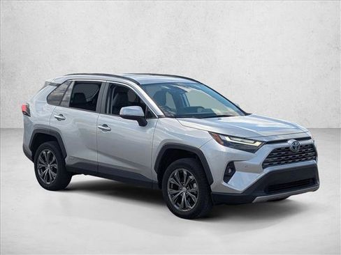 Used 2024 Toyota RAV4 Limited AWD/4WD image 3