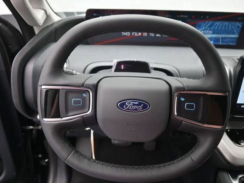 New 2026 Ford Expedition Active RWD image 6