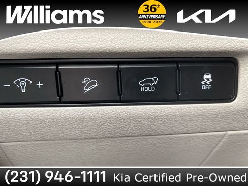 Used 2023 Kia Telluride EX w/ EX Captain's Chair Package AWD/4WD image 32