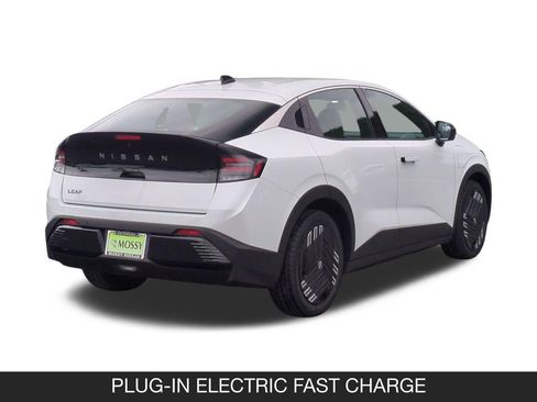 New 2026 Nissan Leaf w/ Floor Mat Package (S+) FWD image 9