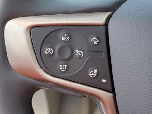Used 2023 GMC Acadia Denali w/ Denali Technology Package FWD image 20