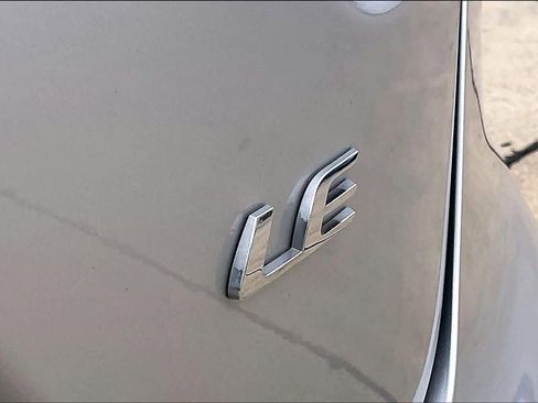 Used 2025 Toyota Corolla LE image 11