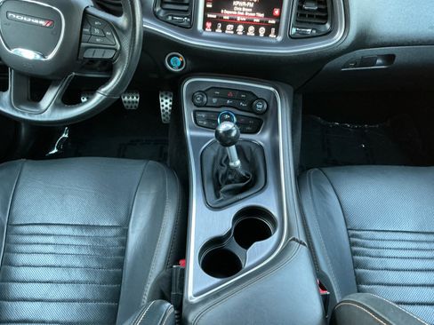 Used 2016 Dodge Challenger R/T Plus image 10