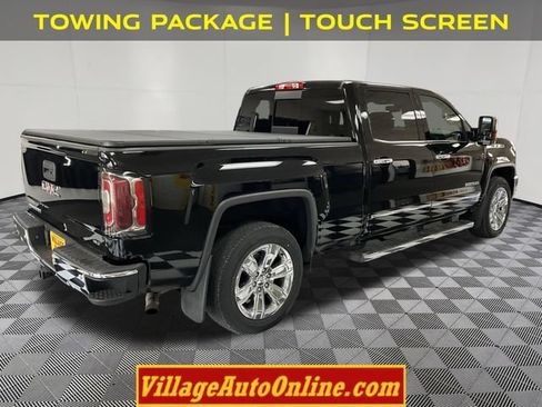 Used 2018 GMC Sierra 1500 SLT AWD/4WD image 4