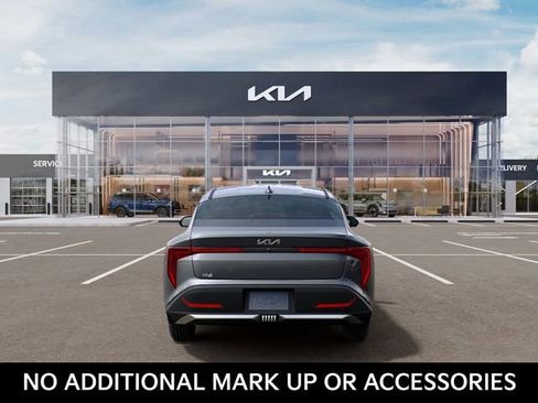 New 2026 Kia K4 FWD image 5