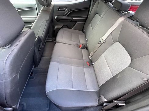 Used 2025 Chevrolet Colorado W/T image 21