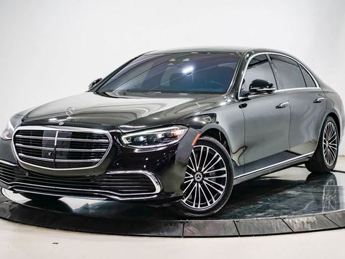 Used 2022 Mercedes-Benz S 580 4MATIC Sedan image 1