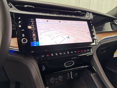 New 2026 Jeep Grand Cherokee Summit AWD/4WD image 18