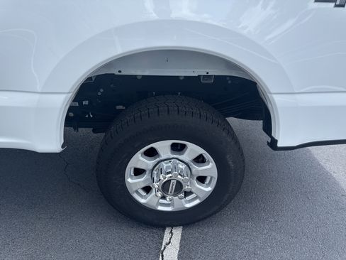 Used 2024 Ford F350 XLT image 12