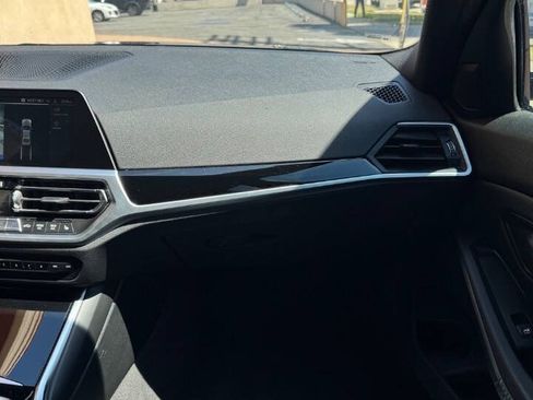 Used 2019 BMW 330i Sedan w/ Driving Assistance Package RWD image 23