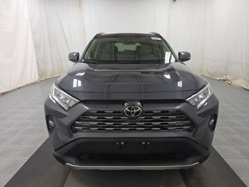 Used 2020 Toyota RAV4 Limited image 2
