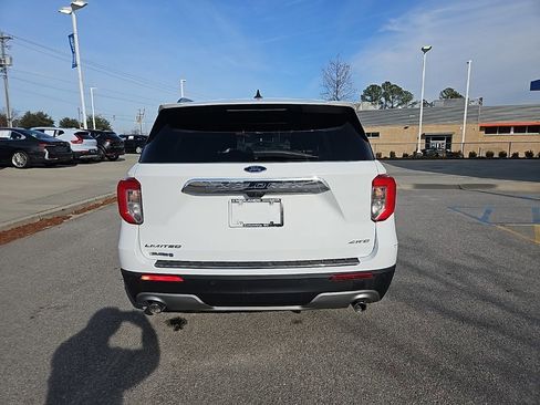 Used 2023 Ford Explorer Limited image 13
