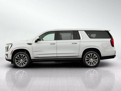 New 2026 GMC Yukon XL Denali w/ Sun & Power Step Package