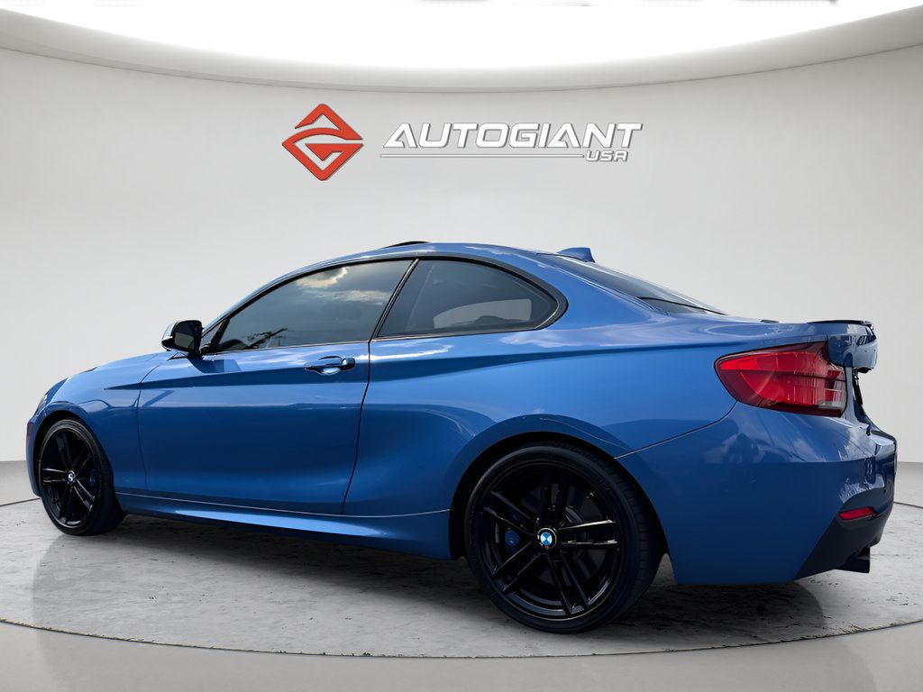 Used 2018 BMW M240i Coupe RWD image 4